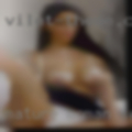 Mature woman seeking cuckold