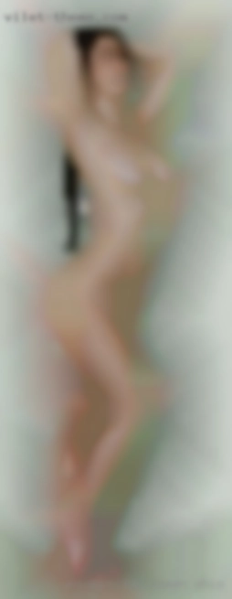 Uninhibited women who love Ohio singles a thick cock.